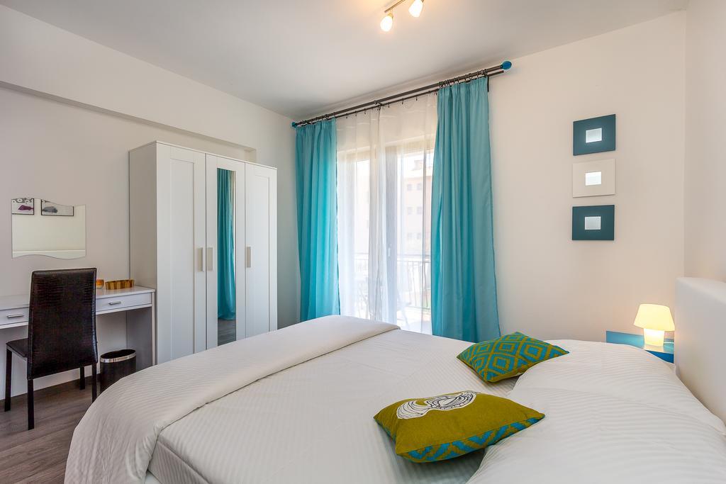Apartment Miro Pula Pokoj fotografie
